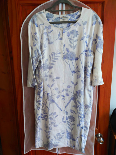 East white blue floral bird - east,