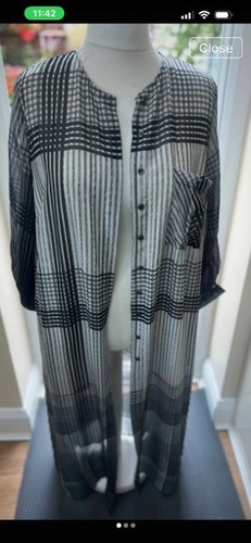 Black and white - , checked