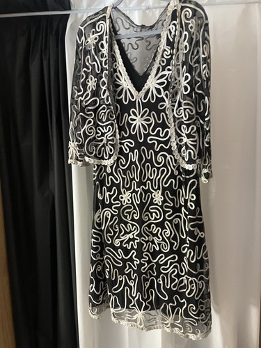 Paradise black white - al, &