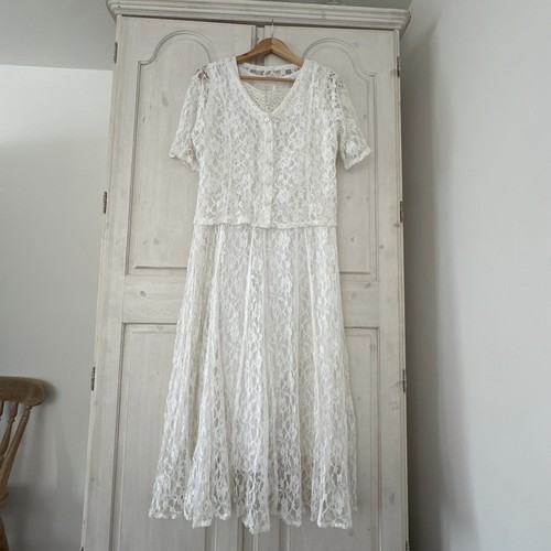 Ladies medium white piece - medium,